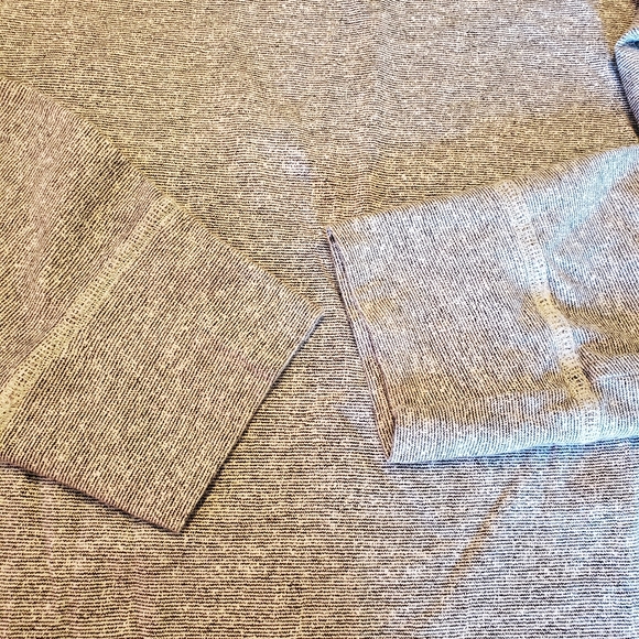 Hollister must have collection crew neck t-shirt in size small - Picture 5 of 11